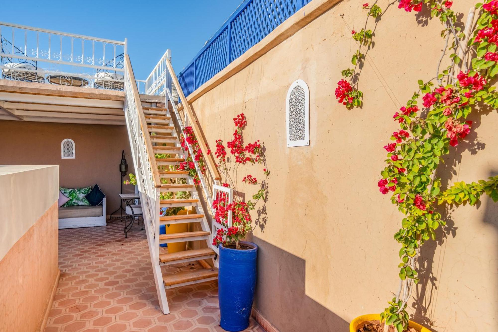Riad Awinati Location Privatisee ,Piscine Chauffee , Beau Rooftop Marrakesh Ngoại thất bức ảnh
