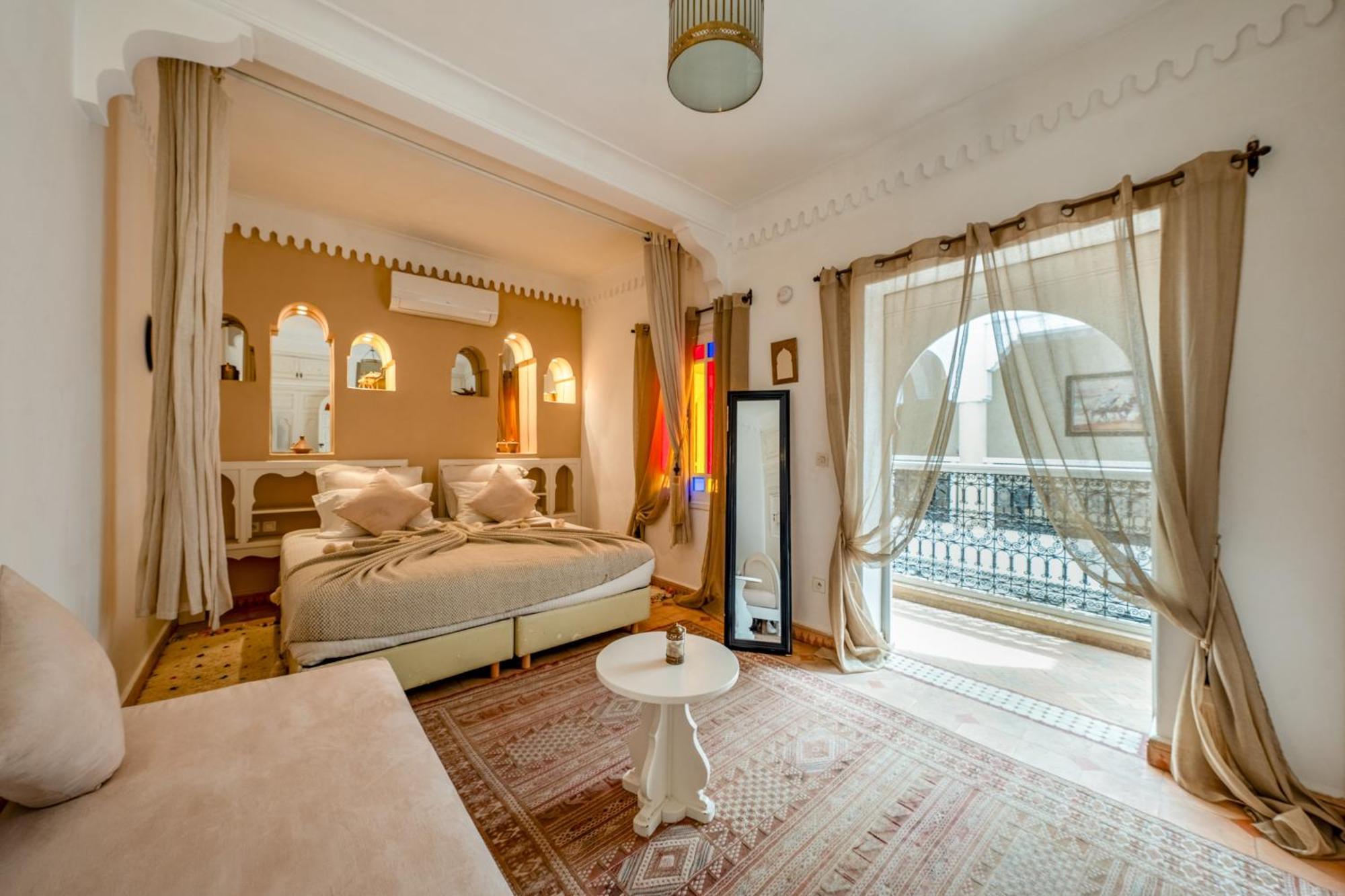 Riad Awinati Location Privatisee ,Piscine Chauffee , Beau Rooftop Marrakesh Ngoại thất bức ảnh