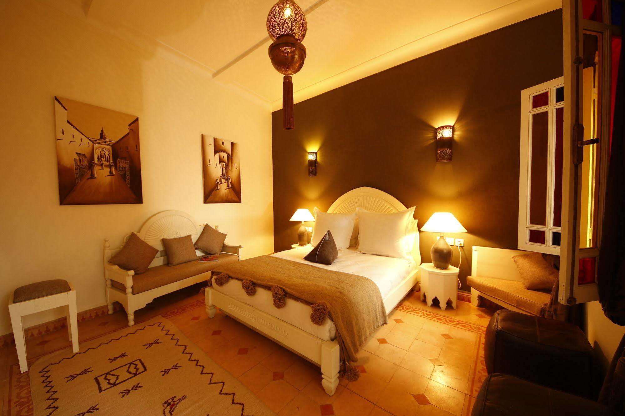 Riad Awinati Location Privatisee ,Piscine Chauffee , Beau Rooftop Marrakesh Ngoại thất bức ảnh